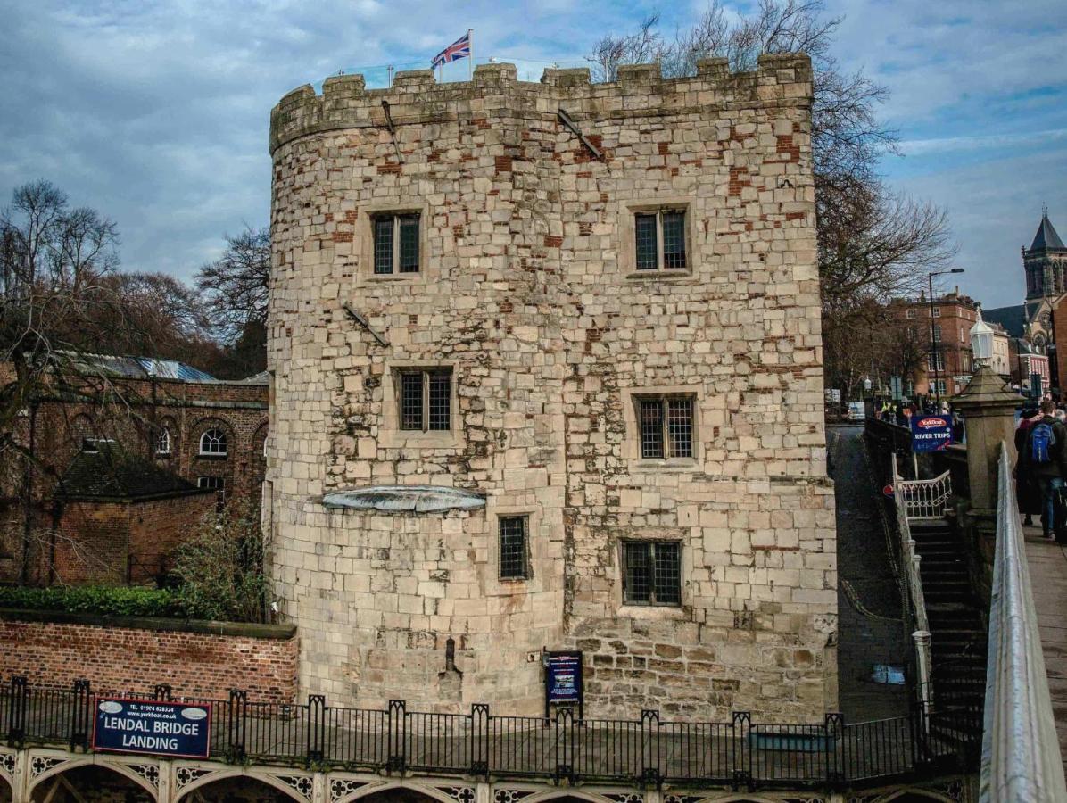فيلا Lendal Tower يورك المظهر الخارجي الصورة